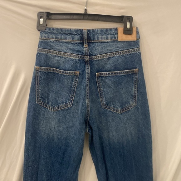 Zara High Waisted Long Denim Jeans sz 2 - Picture 5 of 6
